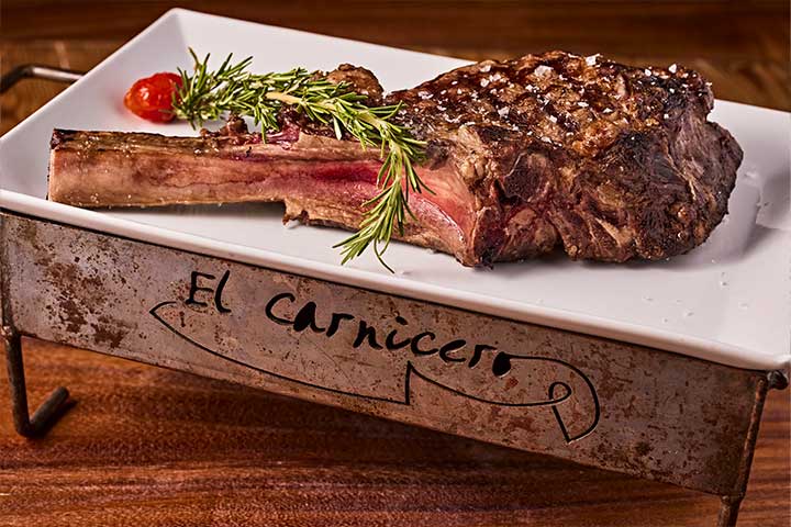 LE BOUCHER